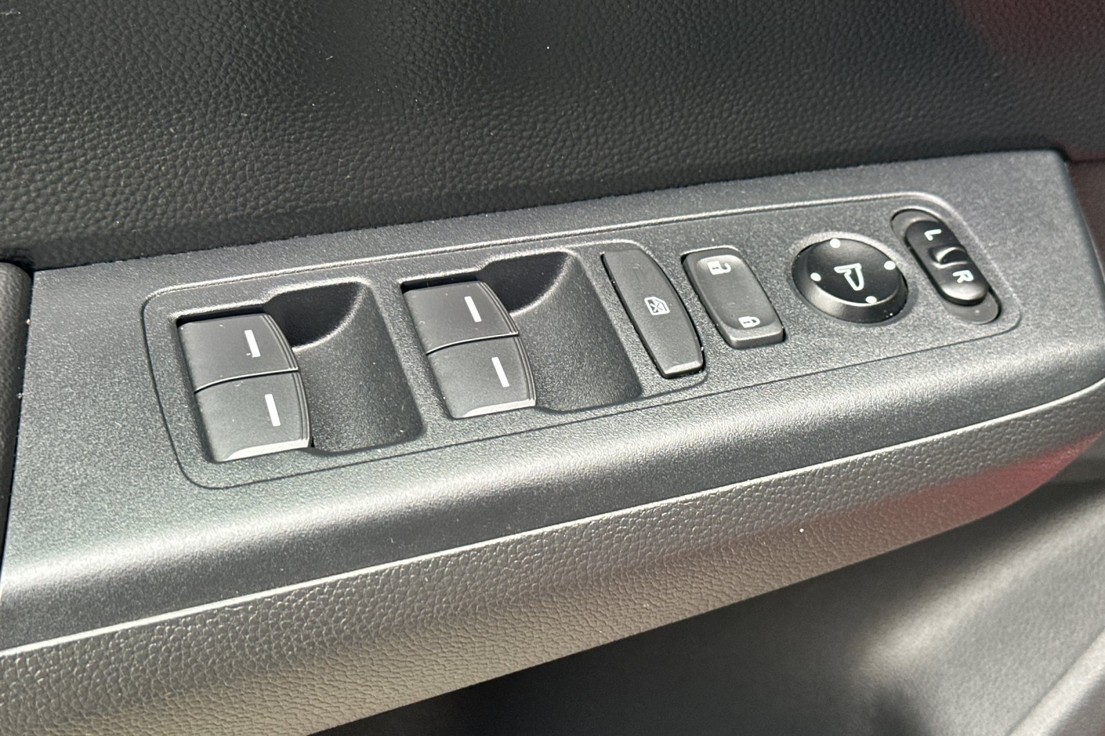 Used 2024 Honda CR-V Sport-L image 12
