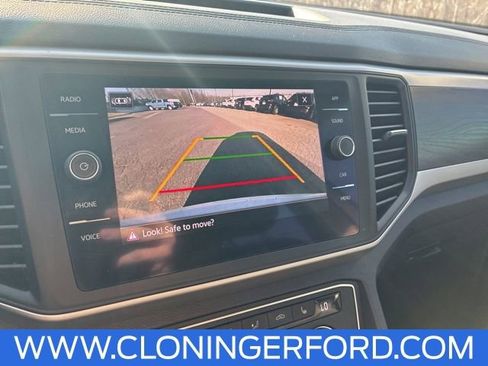 Used 2021 Volkswagen Atlas SE w/ Panoramic Sunroof Package image 19