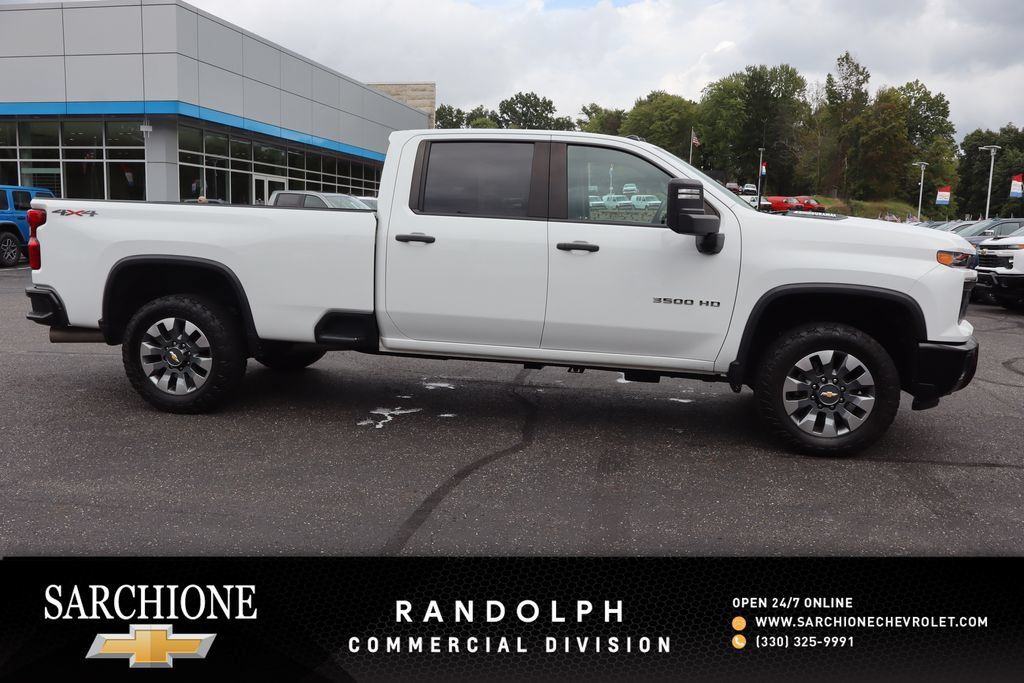 Used 2024 Chevrolet Silverado 3500 W/T AWD/4WD image 1