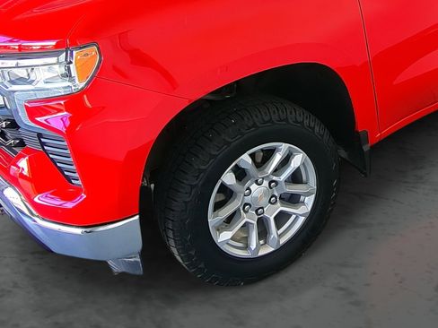 Used 2022 Chevrolet Silverado 1500 LT image 7