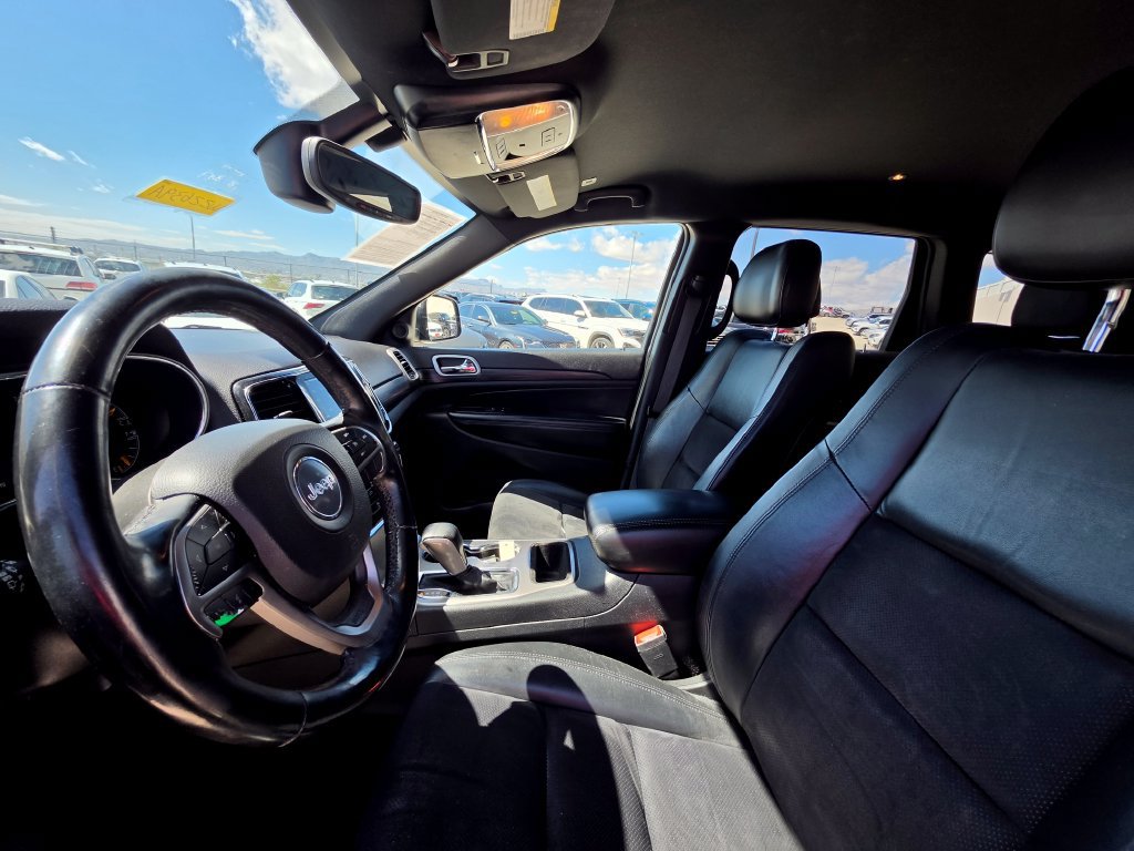 Used 2019 Jeep Grand Cherokee Altitude RWD image 17