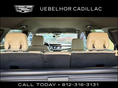 Used 2017 Cadillac XT5 FWD image 10