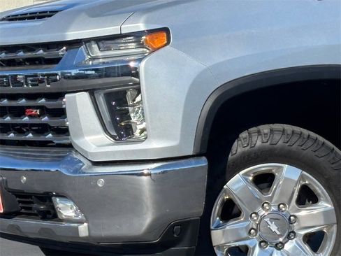 Used 2020 Chevrolet Silverado 3500 LTZ w/ LTZ Premium Package image 3