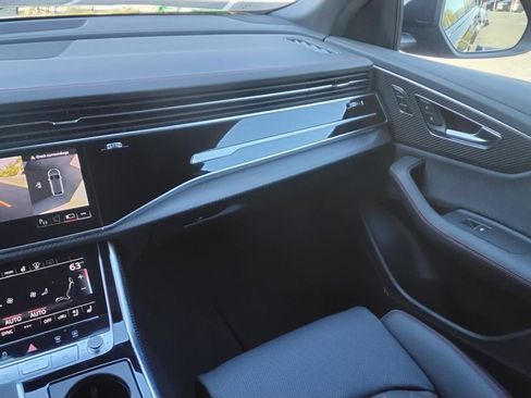 New 2026 Audi SQ8 Prestige image 19
