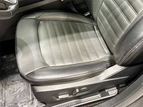 Certified 2018 Ford Edge SEL w/ Equipment Group 201A image 16