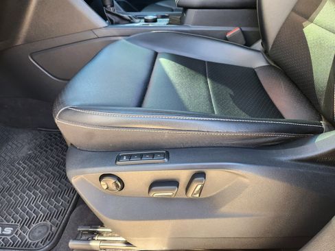 Used 2021 Volkswagen Atlas SEL image 24