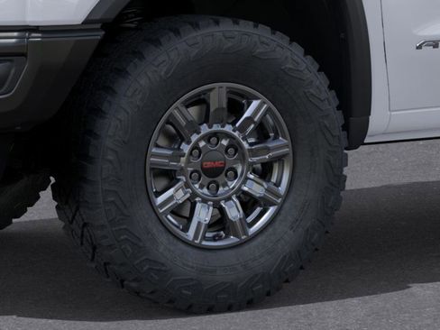 New 2026 GMC Sierra 1500 AT4X w/ LPO, Black Badging Package image 9