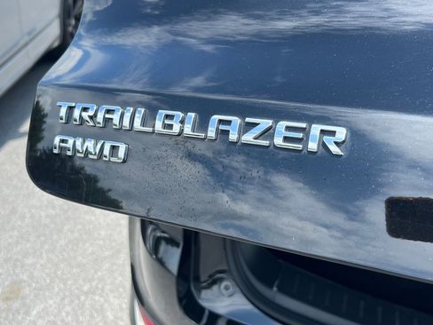 Used 2025 Chevrolet TrailBlazer LT AWD/4WD image 15