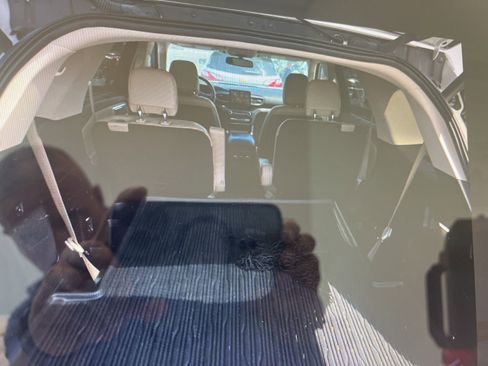 Used 2020 Ford Explorer Limited RWD image 6