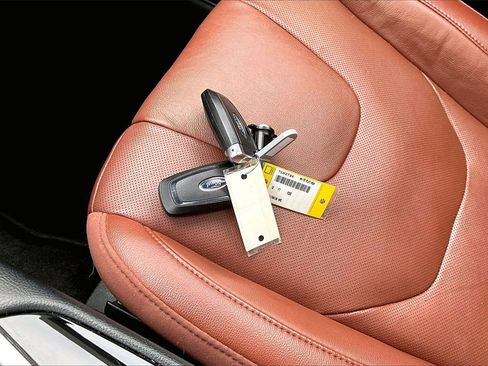 Used 2018 Ford Edge Titanium w/ Equipment Group 301A image 33