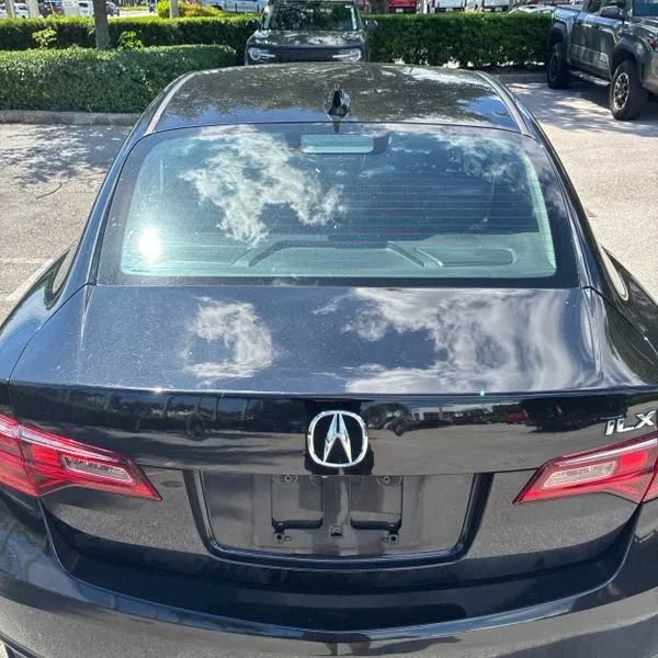 Used 2018 Acura ILX FWD image 13