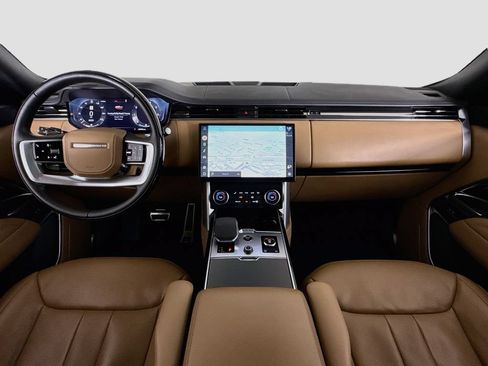 Used 2023 Land Rover Range Rover SE AWD/4WD image 9