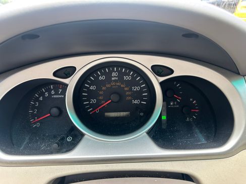 Used 2005 Toyota Highlander 2WD image 17