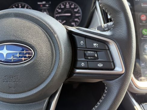 Certified 2025 Subaru Outback Premium AWD/4WD image 16