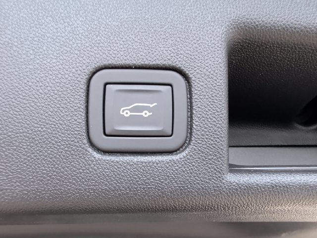 Used 2023 Chevrolet Equinox LT FWD image 30