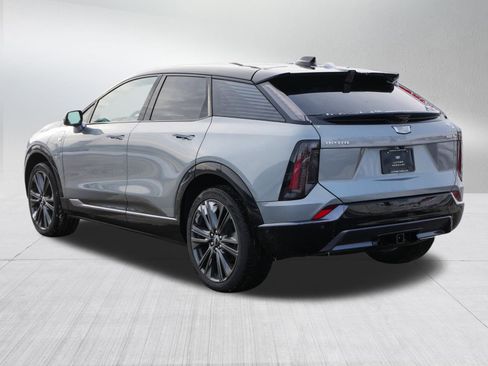 New 2026 Cadillac Optiq Sport 2 w/ LPO, Floor Liner Package AWD/4WD image 4