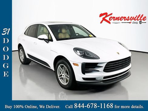 Used 2020 Porsche Macan AWD/4WD image 1
