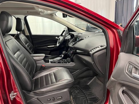 Used 2018 Ford Escape Titanium w/ Ford Safe & Smart Package AWD/4WD image 11