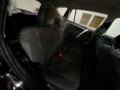 Used 2015 Toyota RAV4 LE image 23