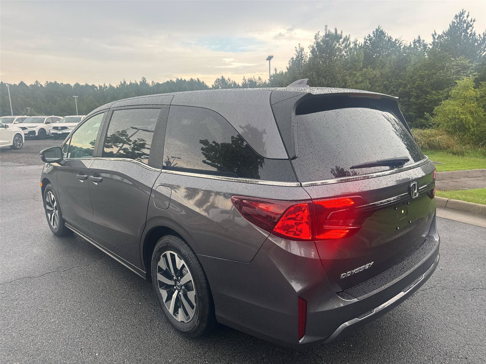 New 2027 Honda Odyssey EX-L image 5