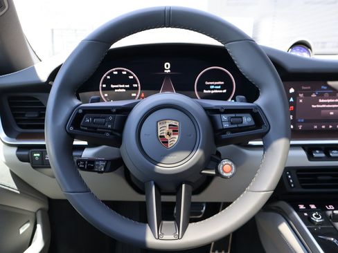 Used 2025 Porsche 911 Carrera S RWD image 15