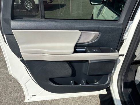 Used 2025 Ford Expedition Max Active RWD image 37