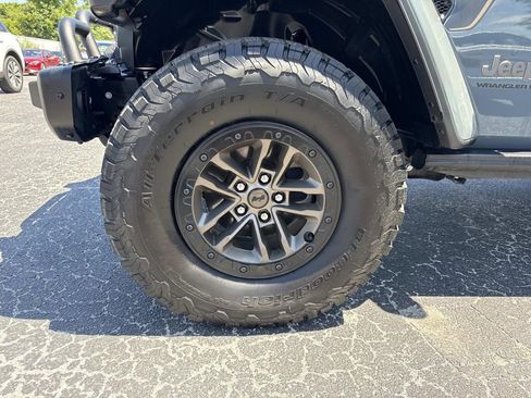 Used 2024 Jeep Wrangler Unlimited Rubicon 392 AWD/4WD image 10