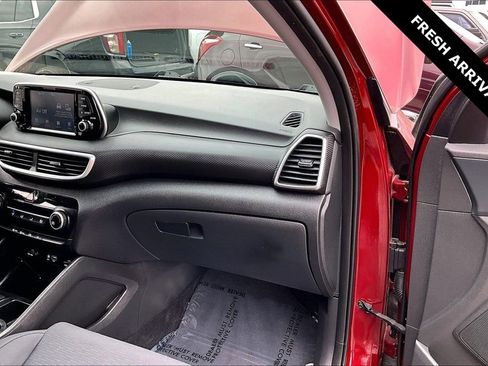 Used 2020 Hyundai Tucson SE image 25