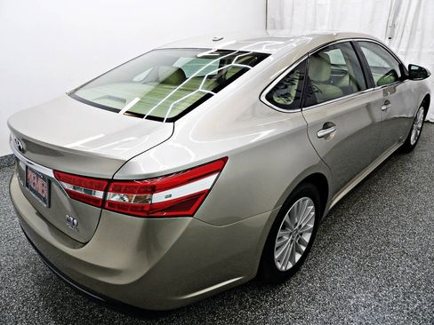 Used 2013 Toyota Avalon XLE Touring image 6