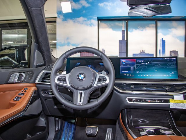 Used 2026 BMW X7 M60i AWD/4WD image 16