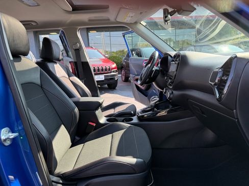 Used 2022 Kia Soul Turbo image 23