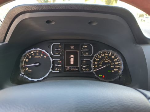 Used 2018 Toyota Tundra SR5 image 30