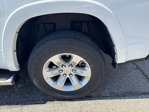 Used 2022 RAM 1500 Laramie image 14