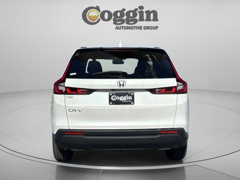 Certified 2026 Honda CR-V EX image 5
