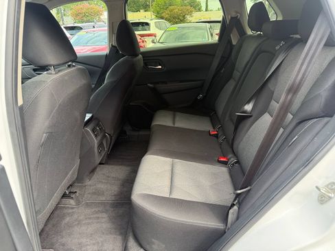 Used 2024 Nissan Rogue SV FWD image 12