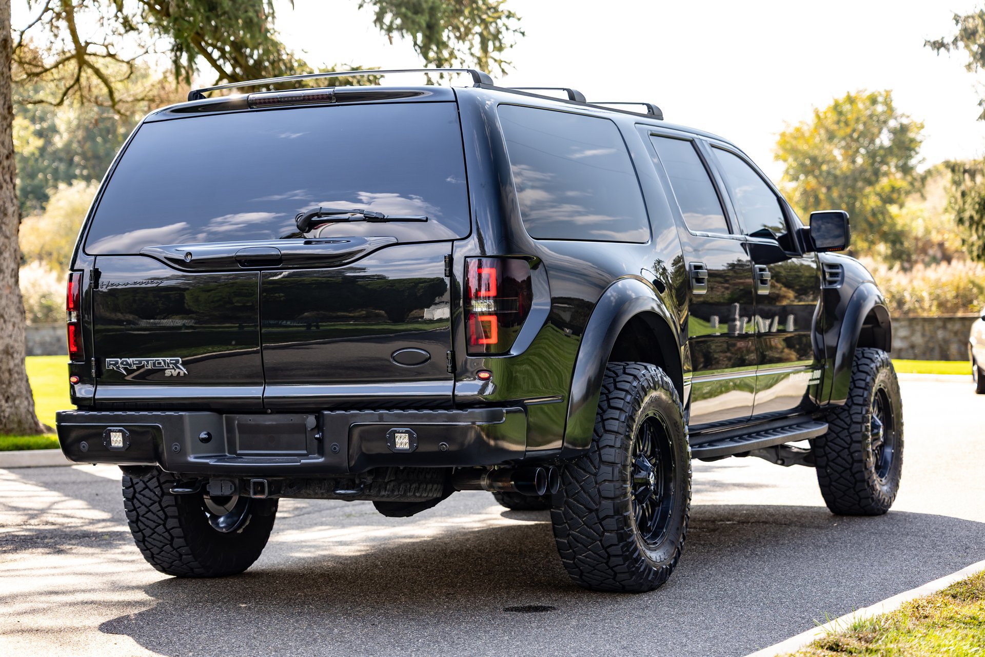Used 2013 Ford F150 Raptor w/ Luxury Equipment Group AWD/4WD image 14