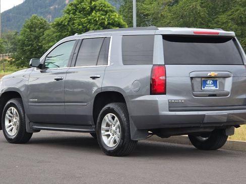 Used 2019 Chevrolet Tahoe LT w/ Luxury Package AWD/4WD image 5