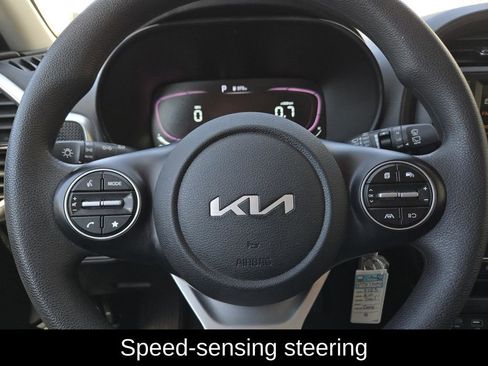 Used 2023 Kia Soul LX w/ Option Group 015 image 16