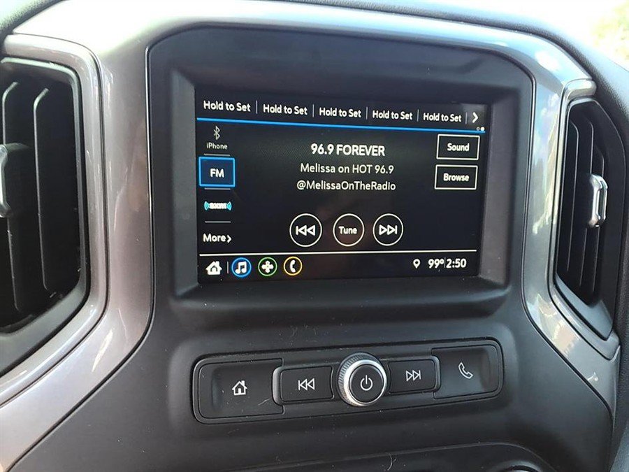 Used 2019 Chevrolet Silverado 1500 Custom w/ Custom Convenience Package AWD/4WD image 23