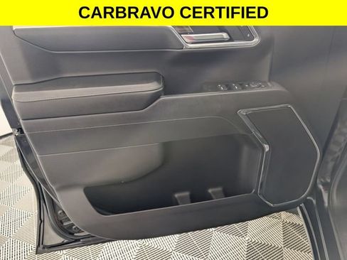 Certified 2024 Chevrolet Silverado 1500 LT w/ Z71 Off-Road Package AWD/4WD image 10