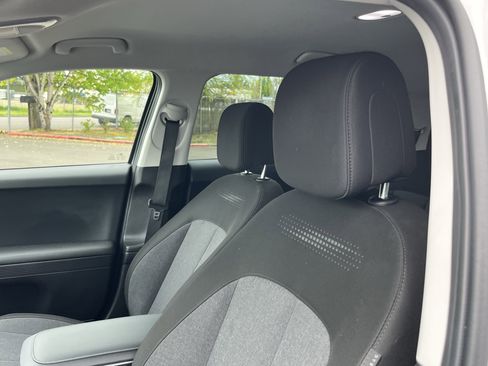 Used 2024 Hyundai Ioniq 5 SEL AWD/4WD image 15