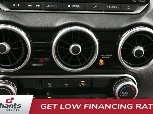 Used 2024 Nissan Sentra SV FWD image 19