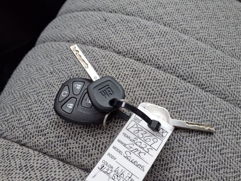 Used 2025 GMC Savana 3500 w/ Driver Convenience Package RWD image 14