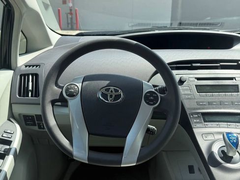 Used 2010 Toyota Prius Two image 13