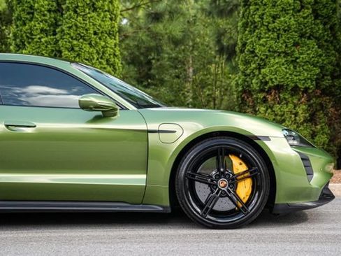 Used 2020 Porsche Taycan Turbo S AWD/4WD image 15