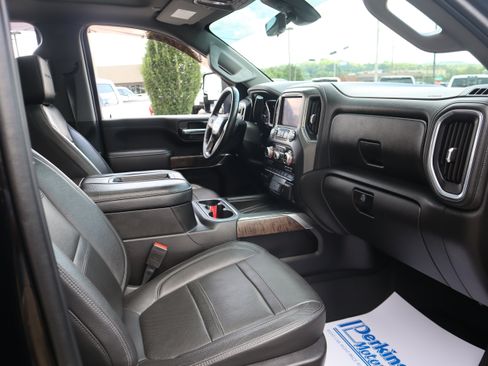 Used 2021 GMC Sierra 2500 Denali w/ Denali Ultimate Package AWD/4WD image 28