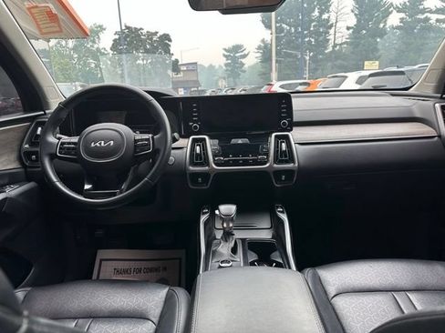 Used 2022 Kia Sorento S AWD/4WD image 18