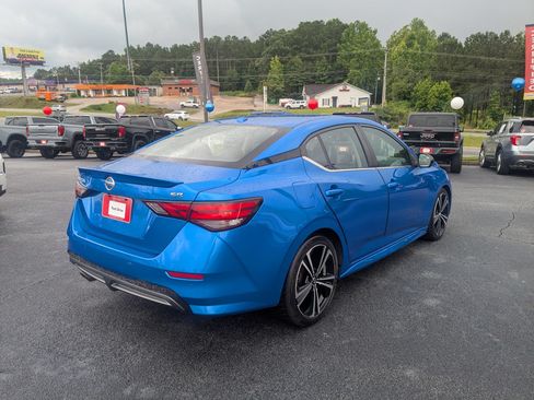 Used 2021 Nissan Sentra SR w/ SR Premium Package FWD image 5