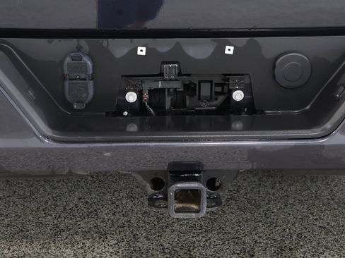 Used 2023 Chevrolet Silverado 1500 RST image 30