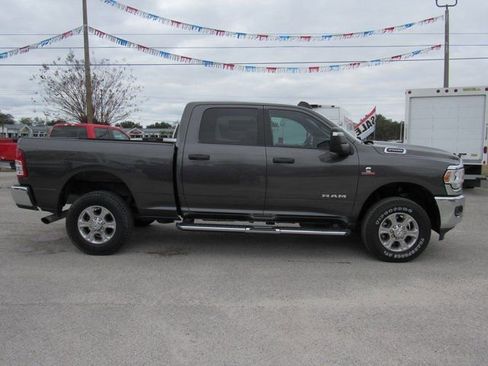 Used 2023 RAM 2500 Big Horn w/ Level 1 Equipment Group AWD/4WD image 2